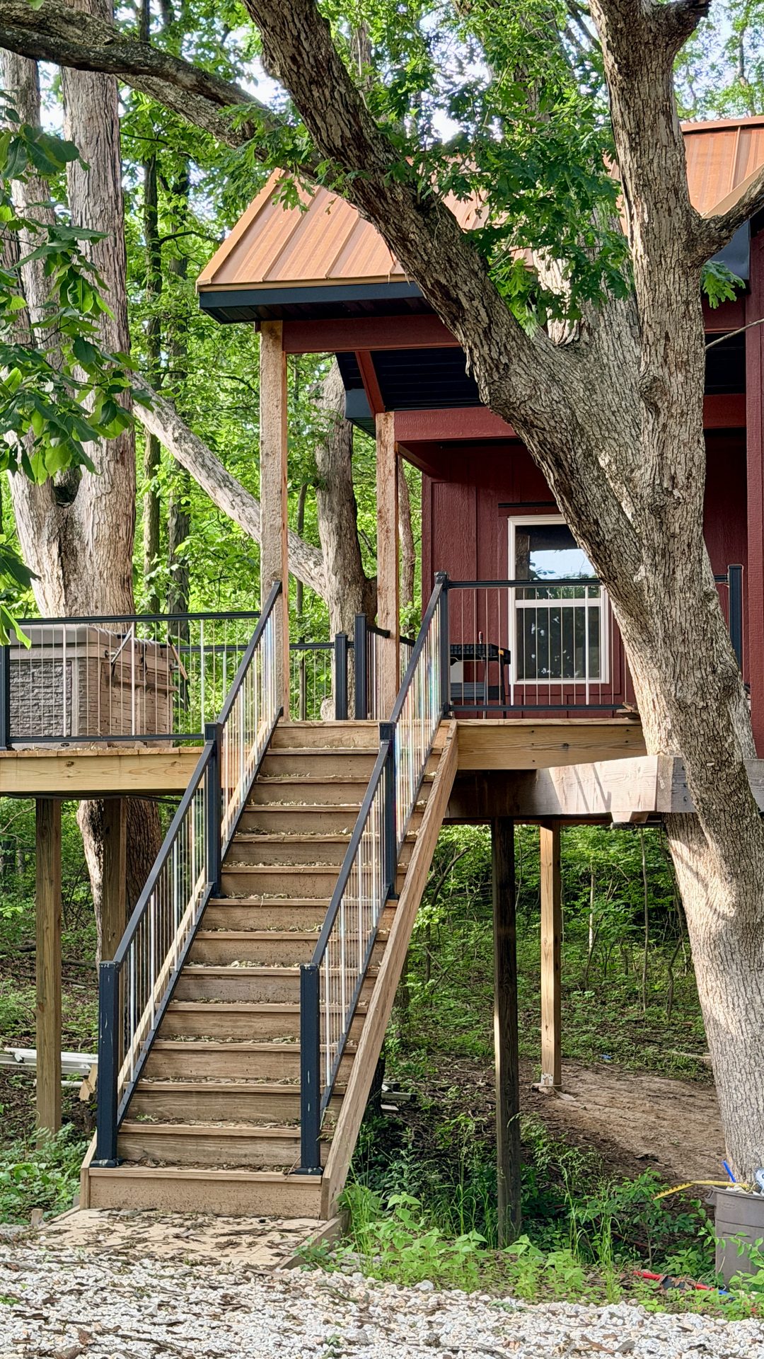Woodland Lofts treehouse